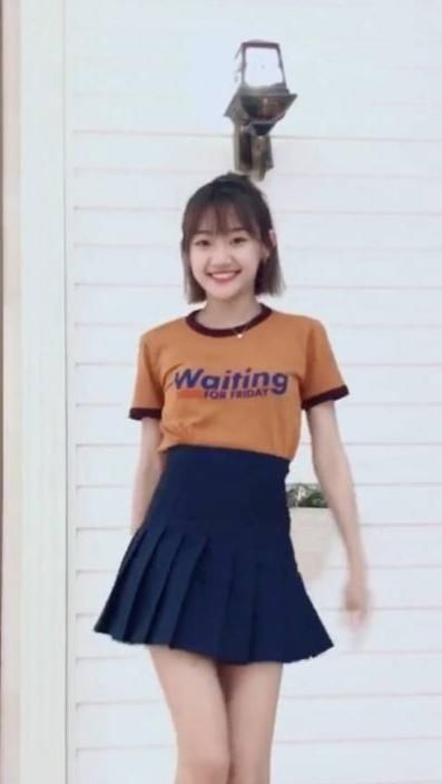 抖音最火的小哥哥小姐姐