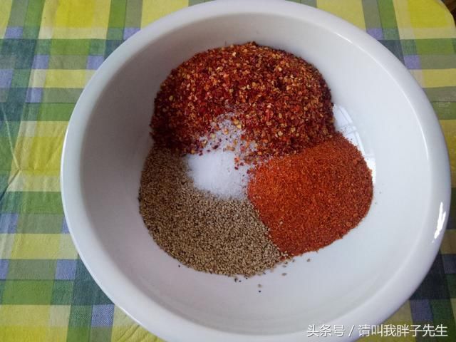 辣椒油的祖传配方，比饭店还要好吃，喜欢吃辣的不容错过！