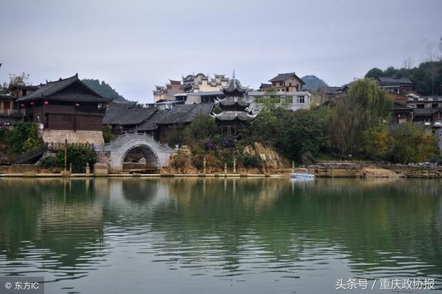 云梯上的西沱古镇，看得见的人间烟火气