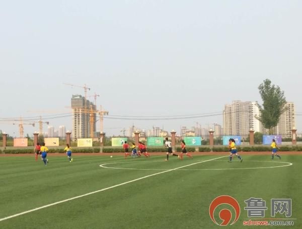 北辛中学女子队蝉联2018年枣庄市中学生足球