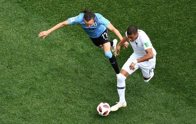 世界杯-法国对阵乌拉圭赛后分析,格列兹曼传控