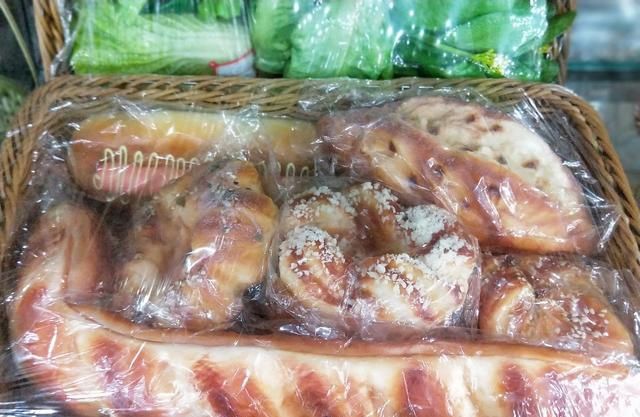 天下里真假难辨的节日,让人馋涎欲滴葱油豆腐美食美食图片