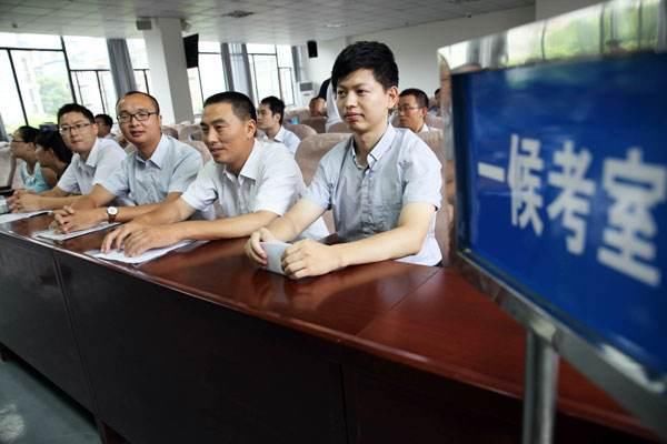 公务员笔试需要准备多长的时间?看了这个你就