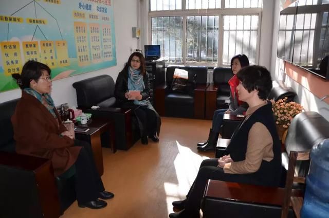 幼师附幼迎接市教科院教学研究中心教研员期初