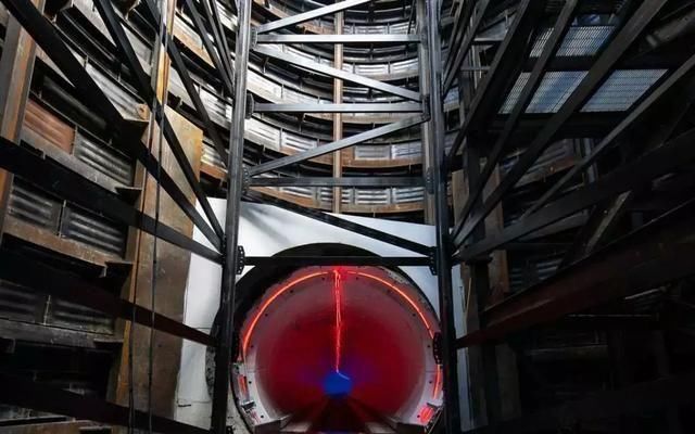 马斯克地下隧道公司