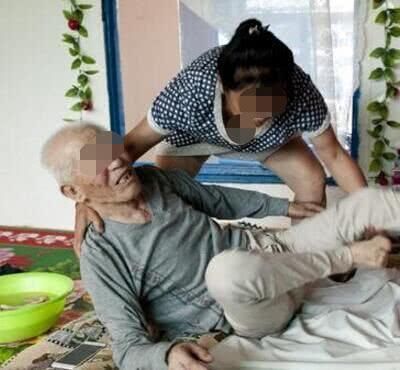 父亲车祸成植物人，两亲生女儿不管，改嫁儿媳照顾三年后惊喜来了