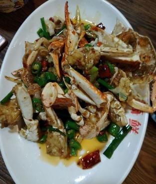 躺在酒店，懒懒的看着三亚湾