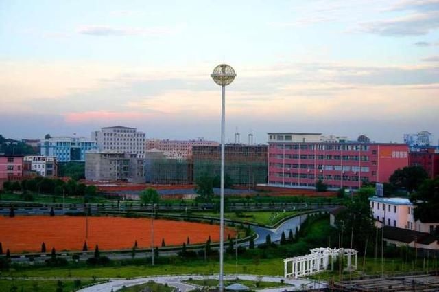 江西正规划一条新高铁，设5站点，串联2个旅游名城，有你家乡吗？