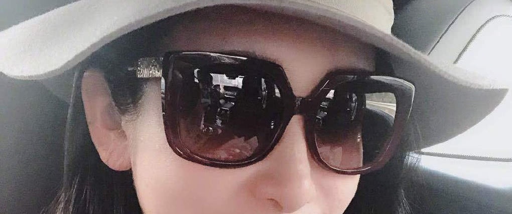 秦海璐签约博众星和,九个身份展现实力,与李易