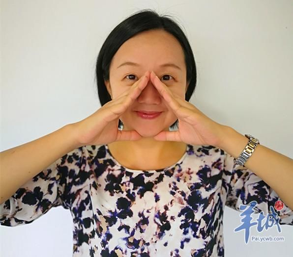 一开空调就鼻塞?快试只有三个动作的鼻炎操