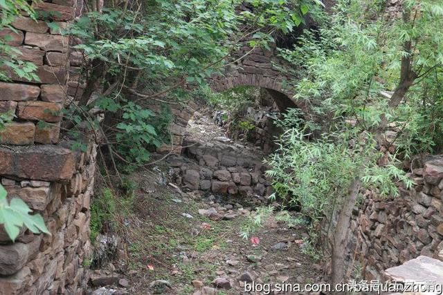 我的旅行日记“滹沱村”一个住在“桥”上的村落