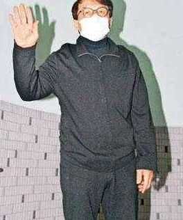 他去世后, 甄子丹到场致敬, 成龙两眼湿润表情悲