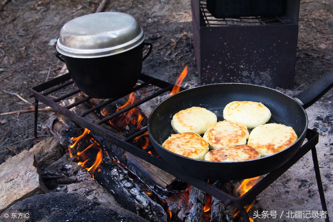 农村烧火做饭的13个珍贵瞬间，80后儿时难以忘怀的美好回忆