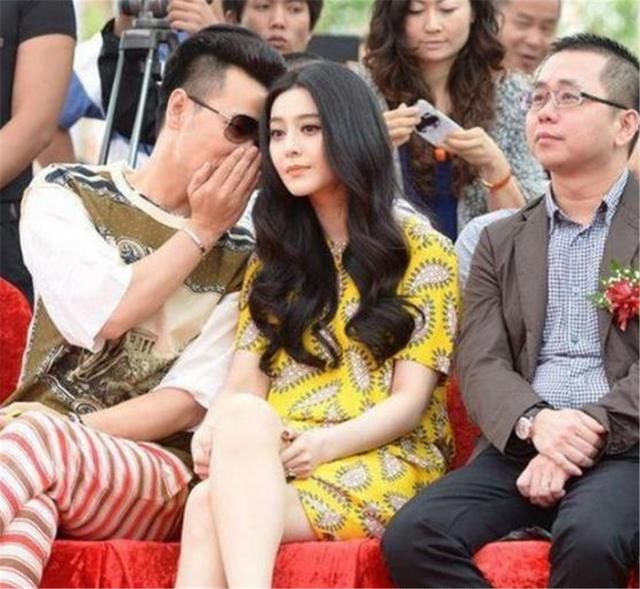 范冰冰参加活动遇尴尬,裙子太短遮不住,网友都