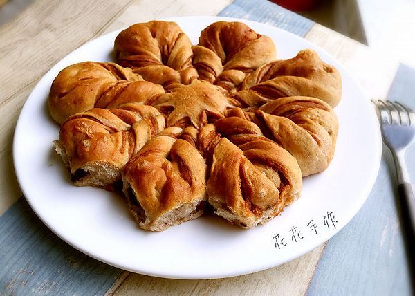 全麦豆沙星形面包
