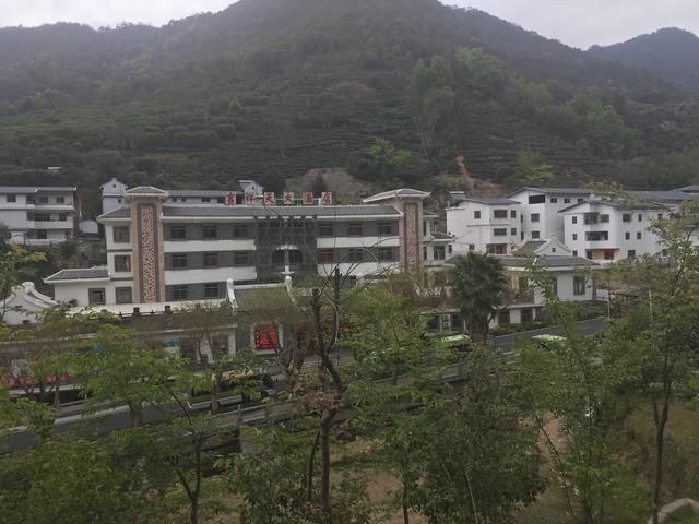 外面那么好看，里面那么丑！