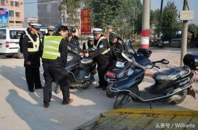 最新交警提示:C1驾照又出新规定,开摩托车也要