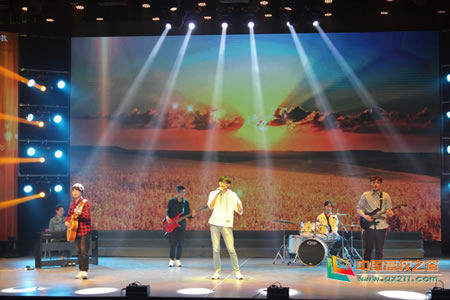 沈阳药科大学举办我们的新时代纪念改革开放