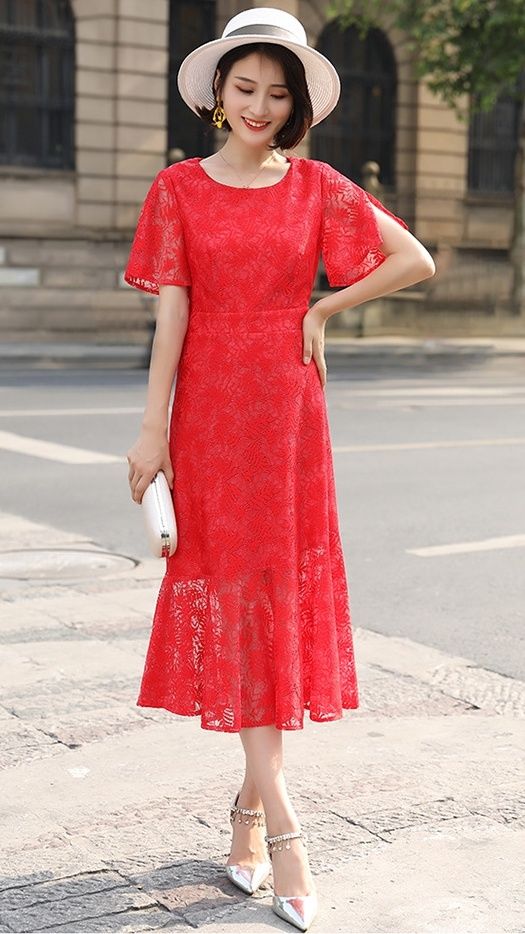 夏新款韩版纯色蕾丝连衣裙,时尚中长款圆领显