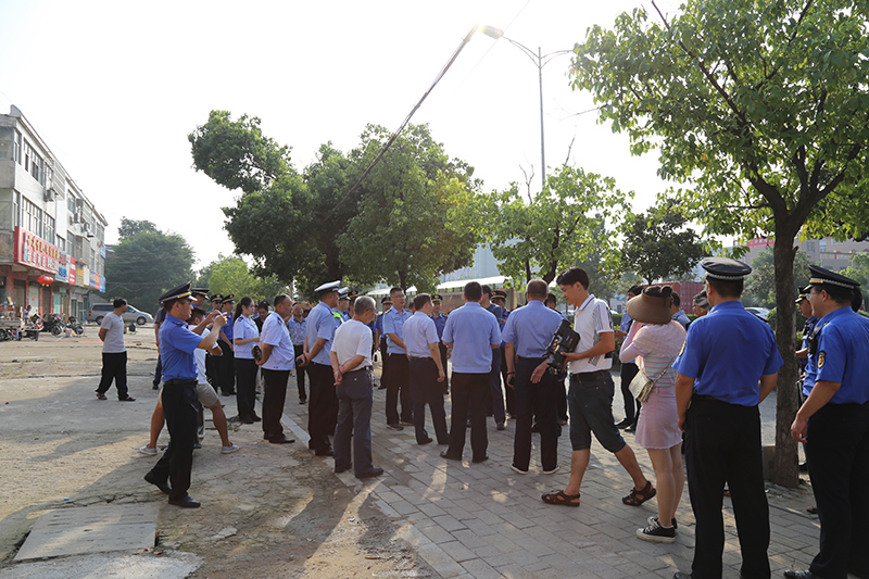 滁州市交警三大队联合多部门力量联手整治上海