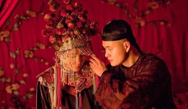 俗语“一生夫妻三年半,十年夫妻九年空”,古人的话有何说道?