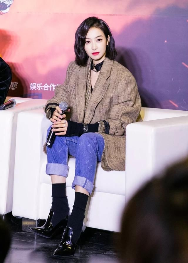 舞蹈妖精宋茜脚踩恨天高展示高难度动作吓哭韩