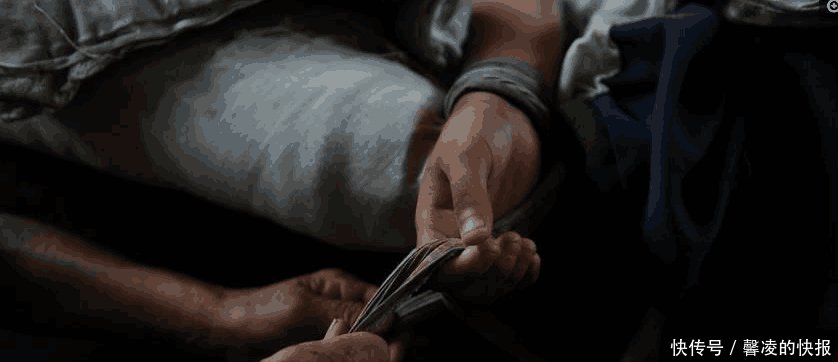 山东临沂女孩犯病时像狼一样撕咬, 说些与年龄