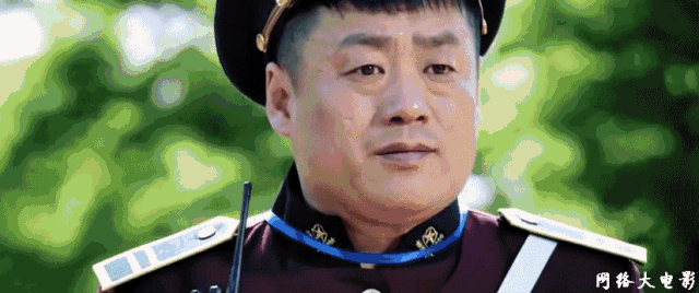 《这个保安有点彪》:彪悍的保安咔咔就是干,硬核的喜剧全程无尿点