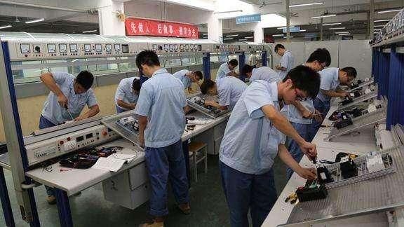 2018年这6个大学专业,相对吃香,就业容易工资