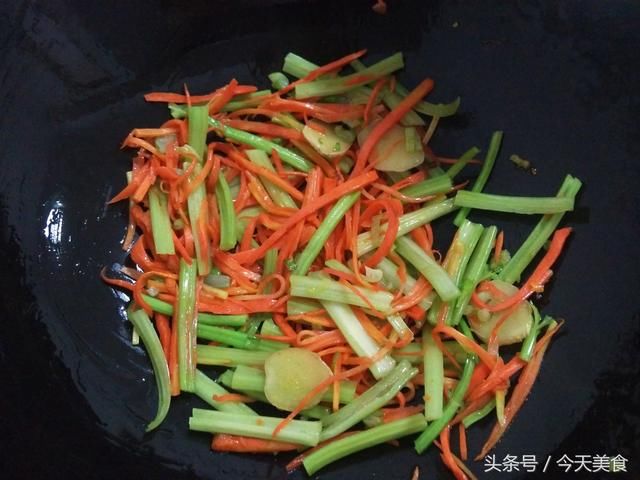 节日过后该刮油了，教你一道刮油菜，清淡好吃还不贵，食材家家有