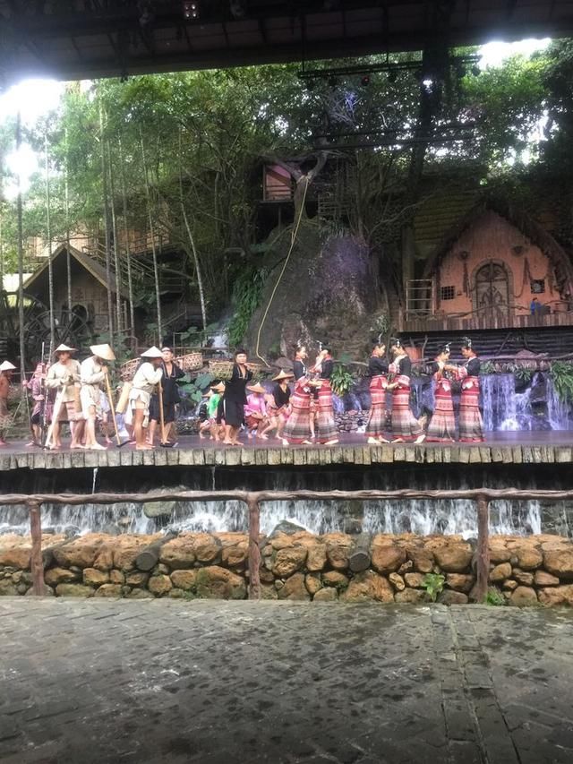 一家人甜蜜的三亚亲子游