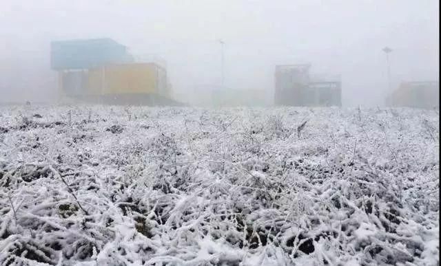 这是贵州最全的冰雪景观！美得有点猝不及防……