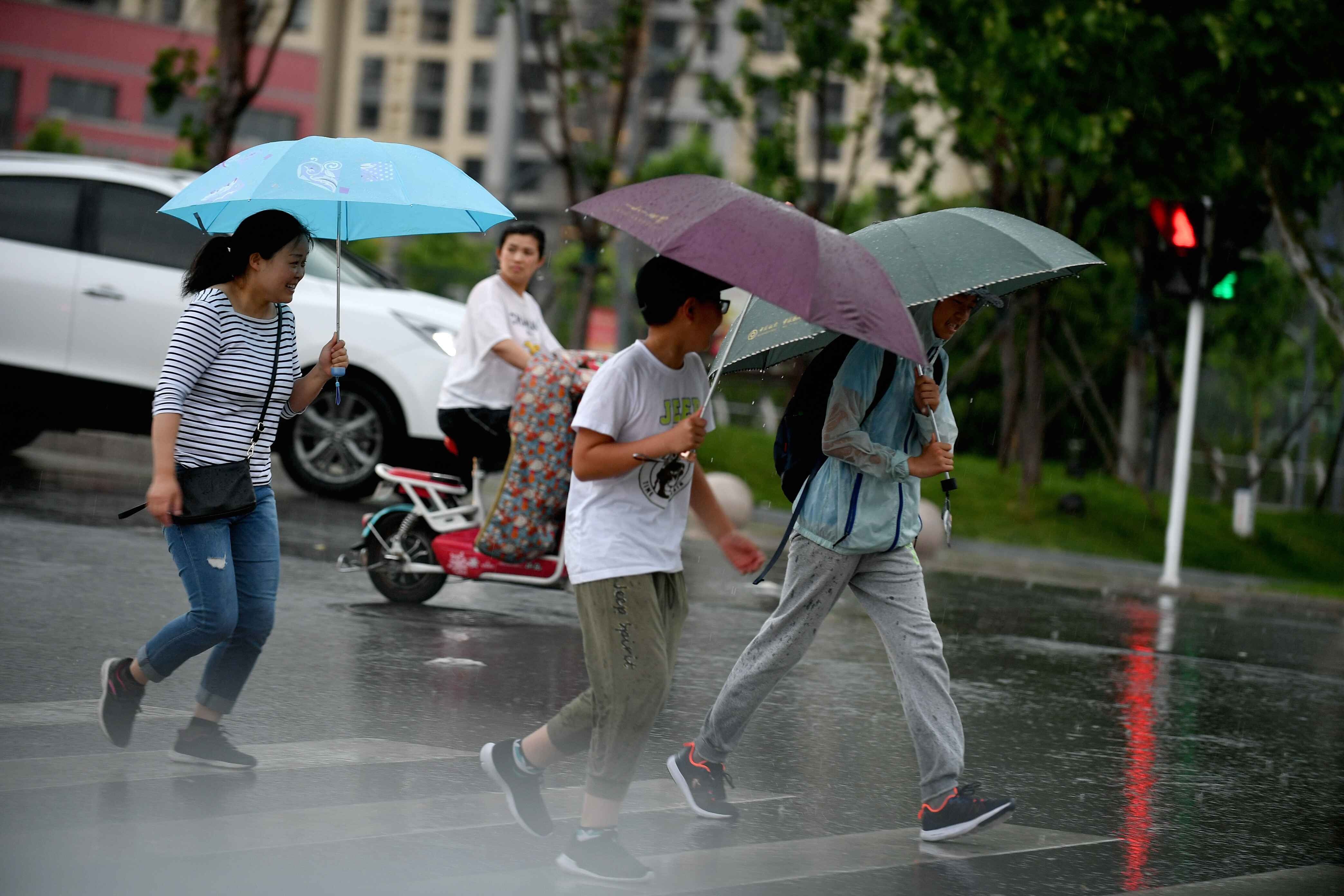 【滚动】强降水云团已移出宿迁？小心雷阵雨玩“回马枪”