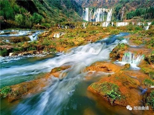 如果你7月来曲靖,一定要去一趟罗平九龙瀑布!