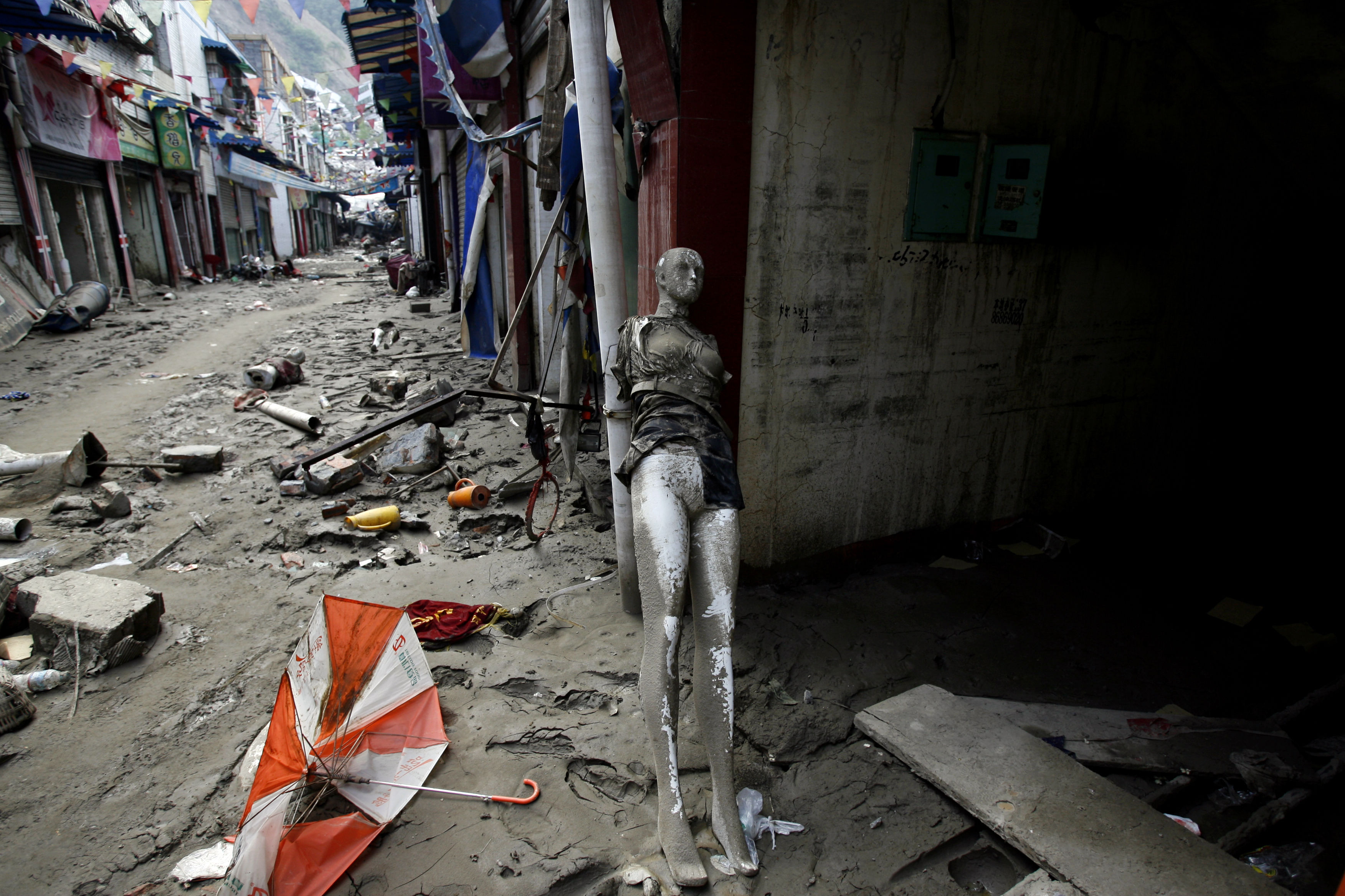 硬盘深处:汶川地震十周年祭老城封闭 遗址保护