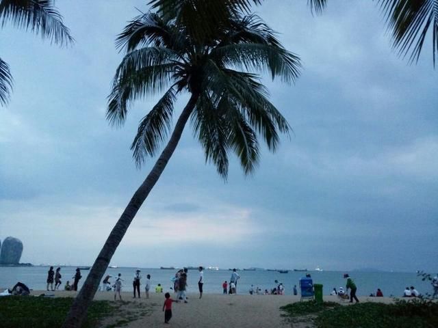 一场适合“70后”的旅行，独自一人带上比基尼来热带的三亚游