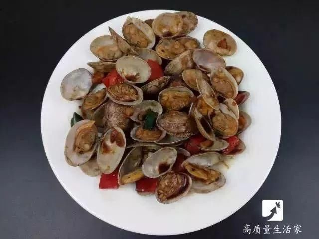 2分钟让蛤蜊蛏子速度把沙土吐干净,赶紧学起来!