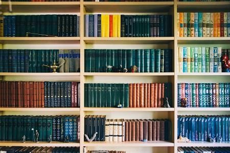 公务员面试的考官是何方 神圣 ?