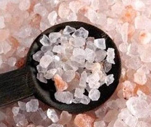 痘痘这里一颗那里一颗, 八成因螨虫在脸上到处