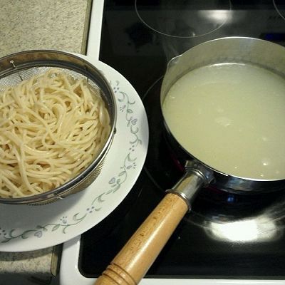 鸡骨高汤、鸡汤面