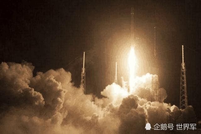 伊朗出手,昨晚100枚火箭弹袭击了以色列,以色列遭受空前打击!