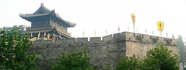 湖北最委屈的城市:曾当了400年“帝王之都”，如今没落成四线城市