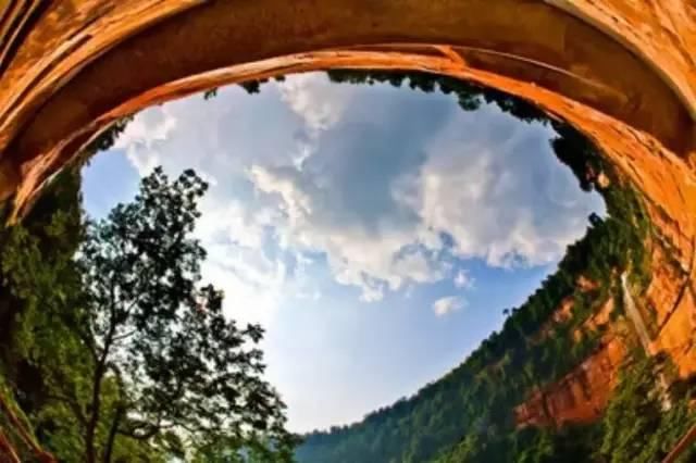 看瀑布不必去看黄果树，还有这些性价比超高的景点不被人知道