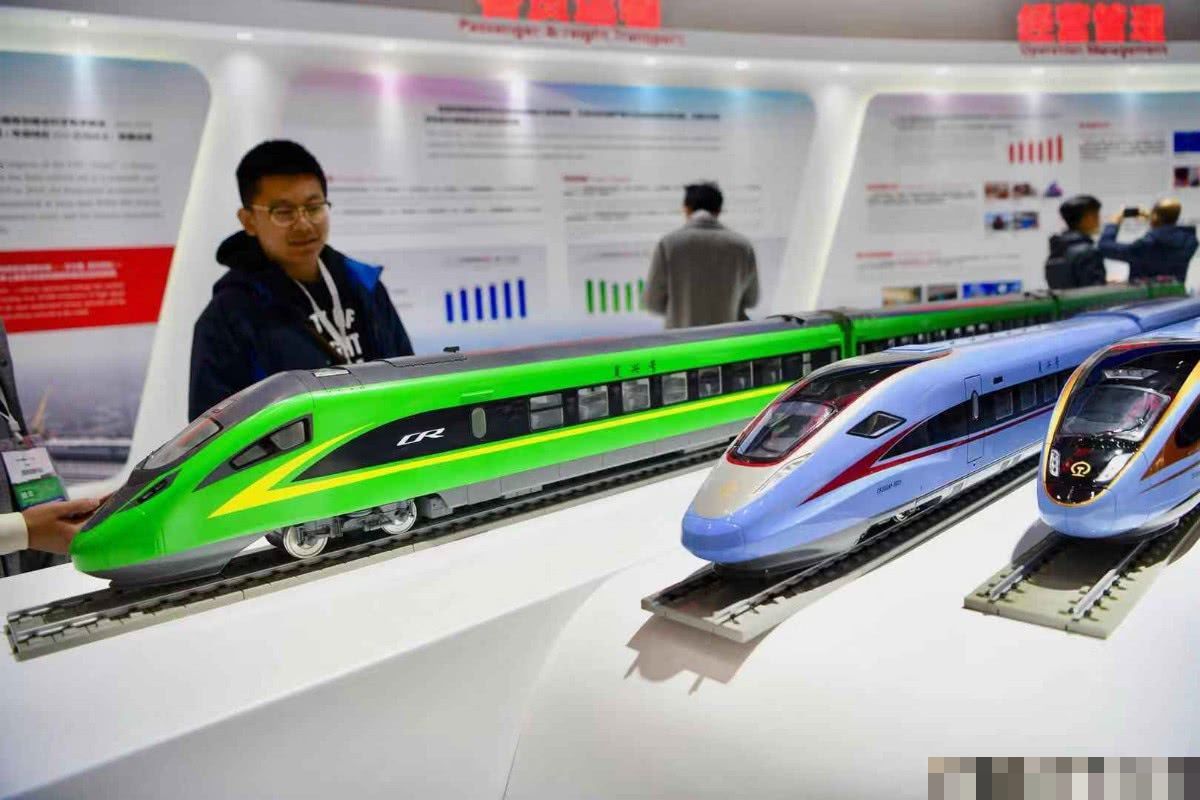 中国动车高铁最高时速