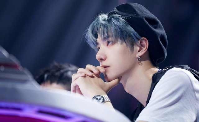 天天向上见到王一博