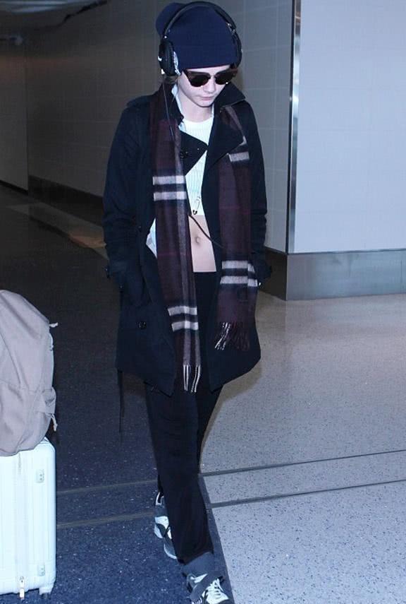 广州粤波医院耳科李全义:神经性耳聋的危害和