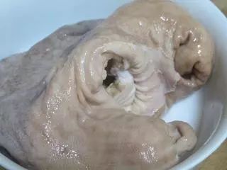 如何把猪肚洗干净 t01e11d5345acd06aed.jpg