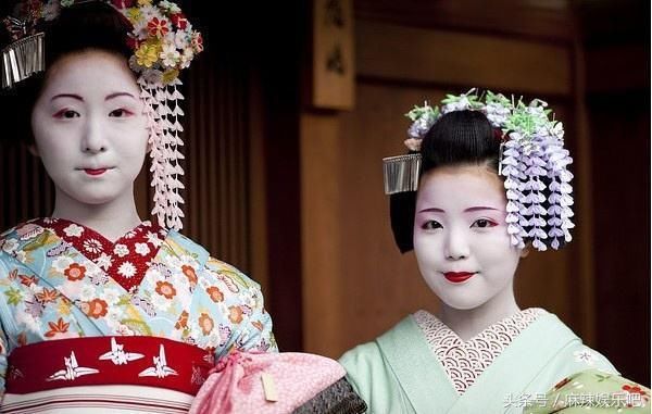 日本女人觉得“尴尬”的职业,却成了中国女游客最想体验的事情!