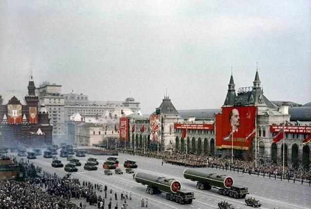 美国70年代经济总量_70年代经济萧条的美国(3)