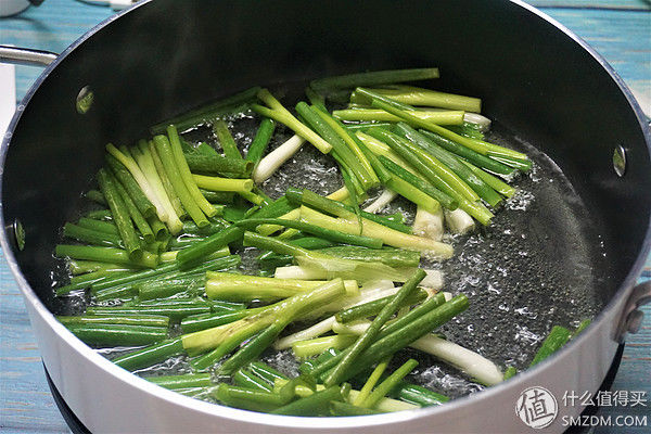 面食爱好者必收藏!零失败正宗苏式葱油面做法